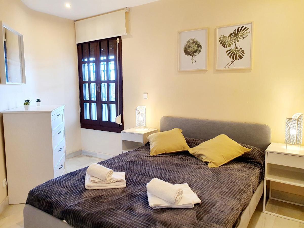 Cozy Apartment On The Beach Sitio de Calahonda Exterior photo
