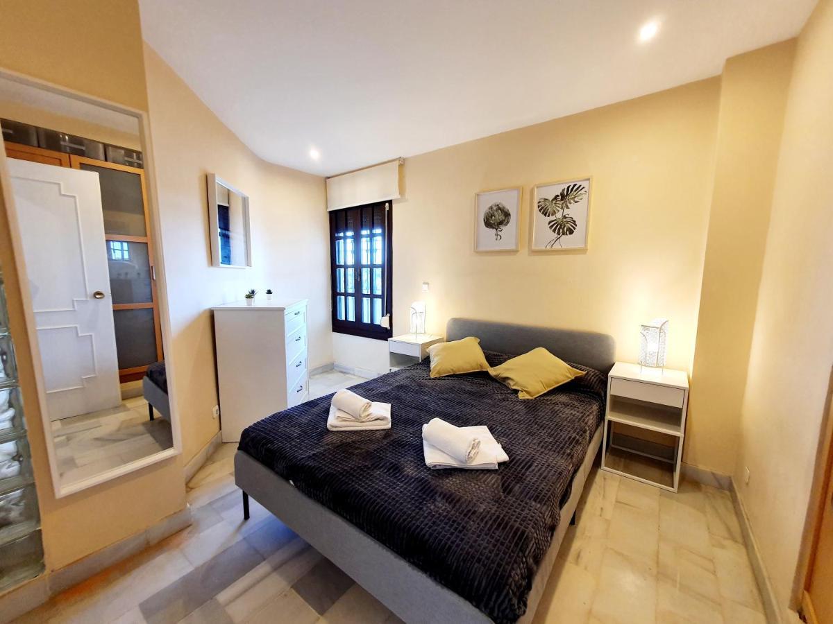 Cozy Apartment On The Beach Sitio de Calahonda Exterior photo