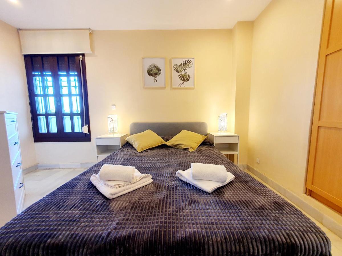 Cozy Apartment On The Beach Sitio de Calahonda Exterior photo